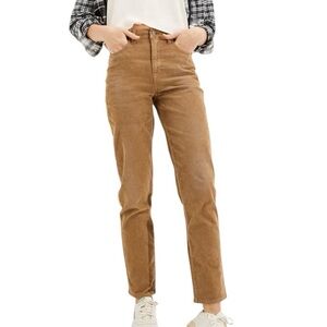 American Eagle Corduroy Mom Straight Jean